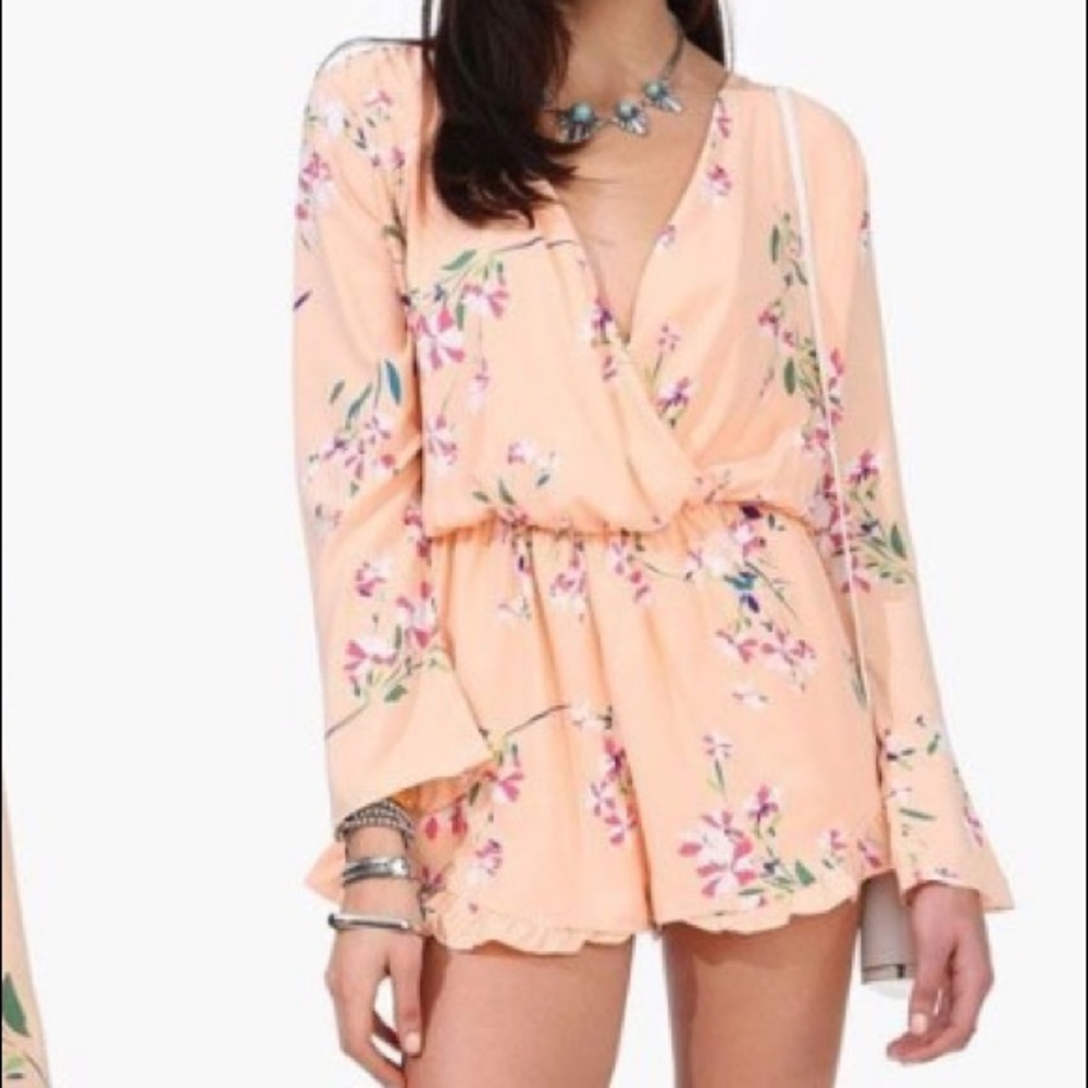 HONEY PUNCH PEACH FLORAL ROMPER